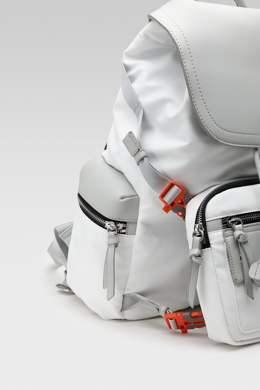 
                Раница Sprandi БЯЛ - 5903698982502