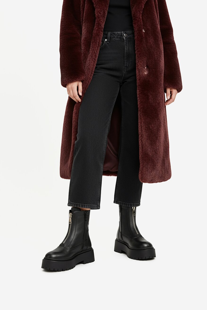 
                Kratke čizme DeeZee CRNA - 5906751313749