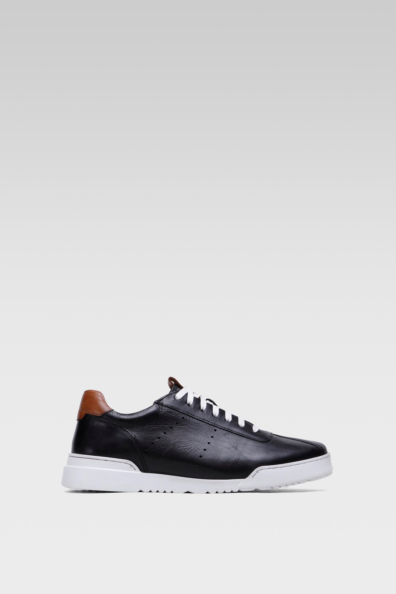 Półbuty Badura MI08-C851-847-08 Czarny