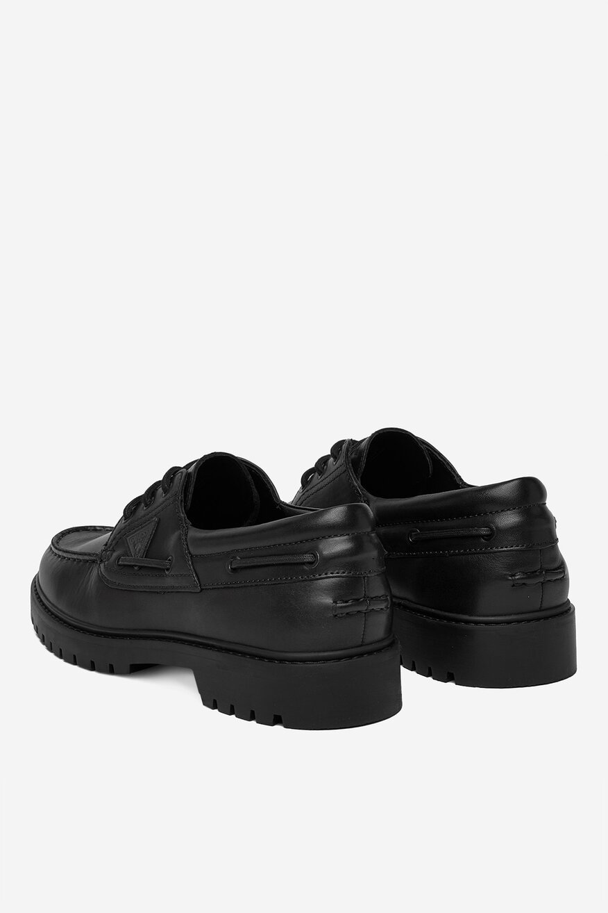 
                Напівчеревик GUESS JEANS ЧОРНИЙ - 5907964017530