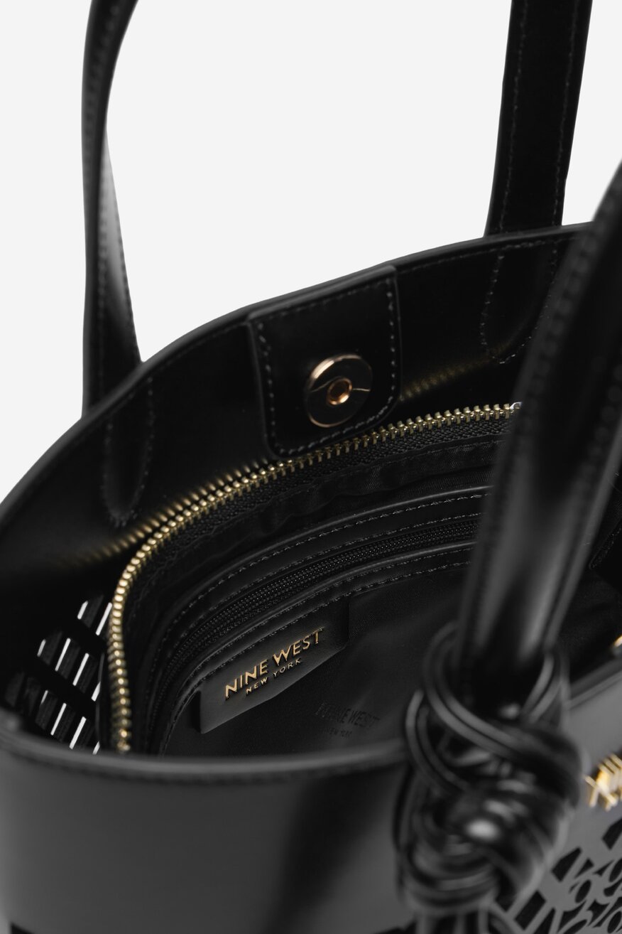 
                Сумка З Ремінцем NINE WEST ЧОРНИЙ - 5906751862940