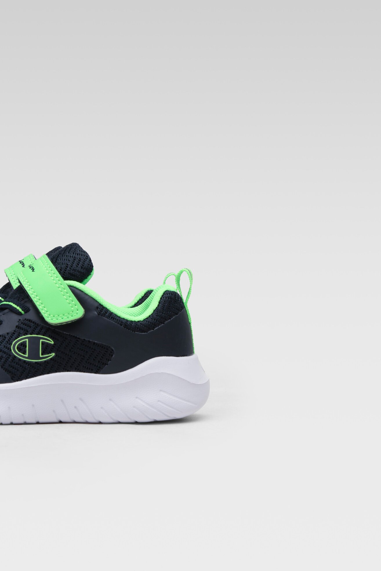 Sportcipő Champion SOFTY EVOLVE B PS S32454-BS517 FEKETE