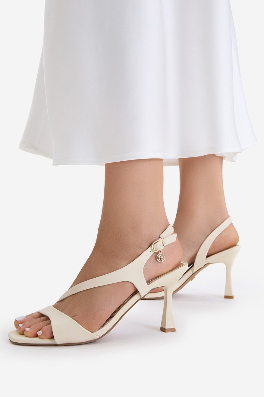 
                Сандалі NINE WEST БЕЖЕВИЙ - 5906751904008