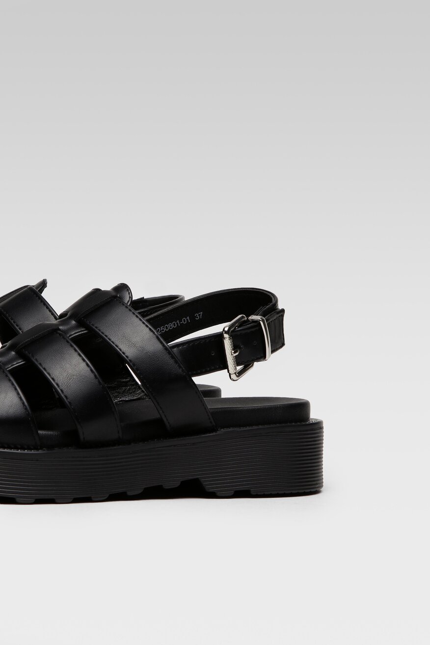 
                Jenny Fairy - Sandały na platformie - 5904248686208