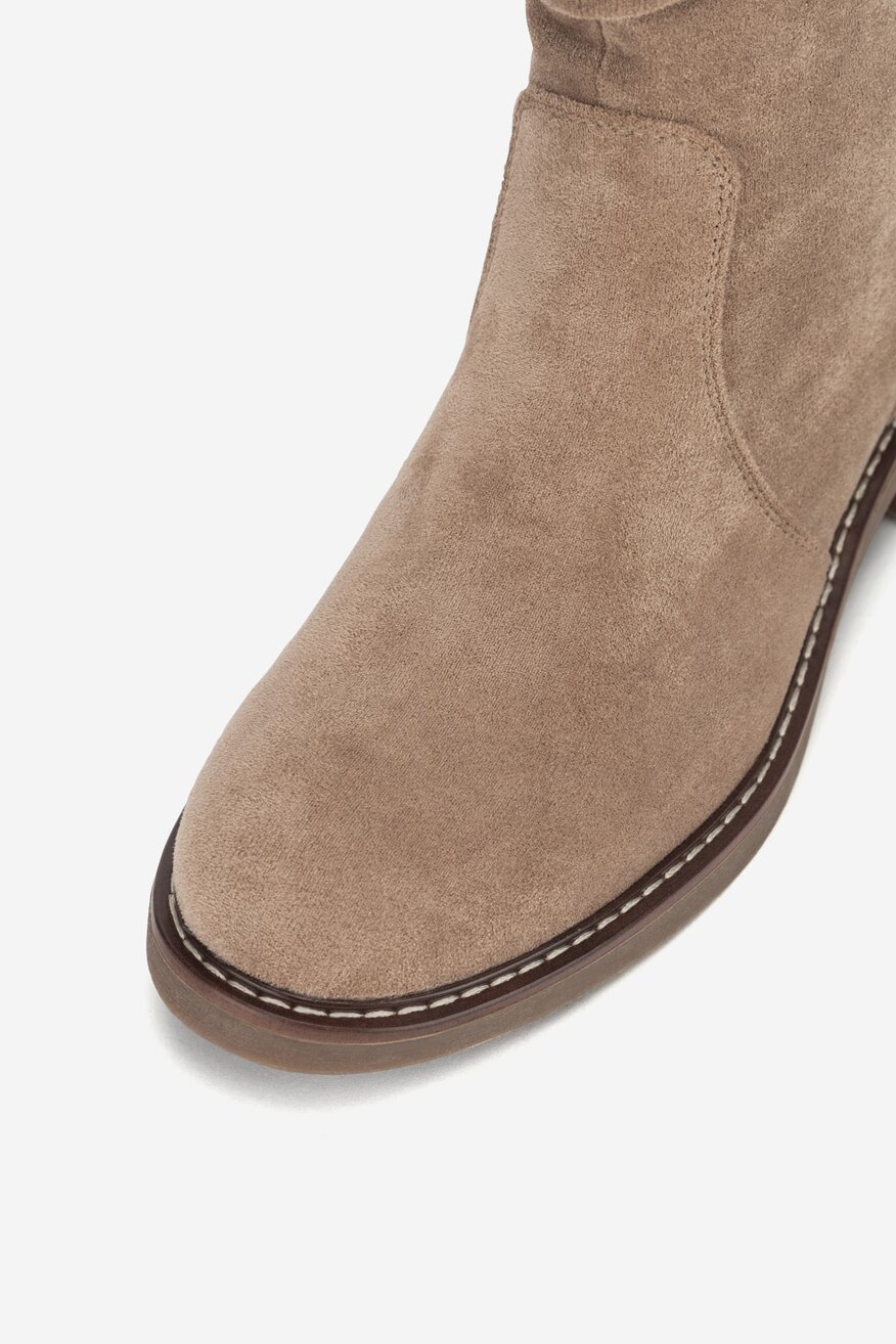 
                Kratke čizme Clara Barson BEŽ - 5905588830023