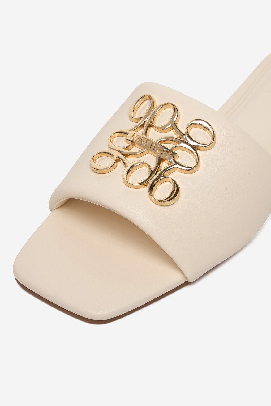 
                Джапанки NINE WEST КРЕМАВ - 5906751903919