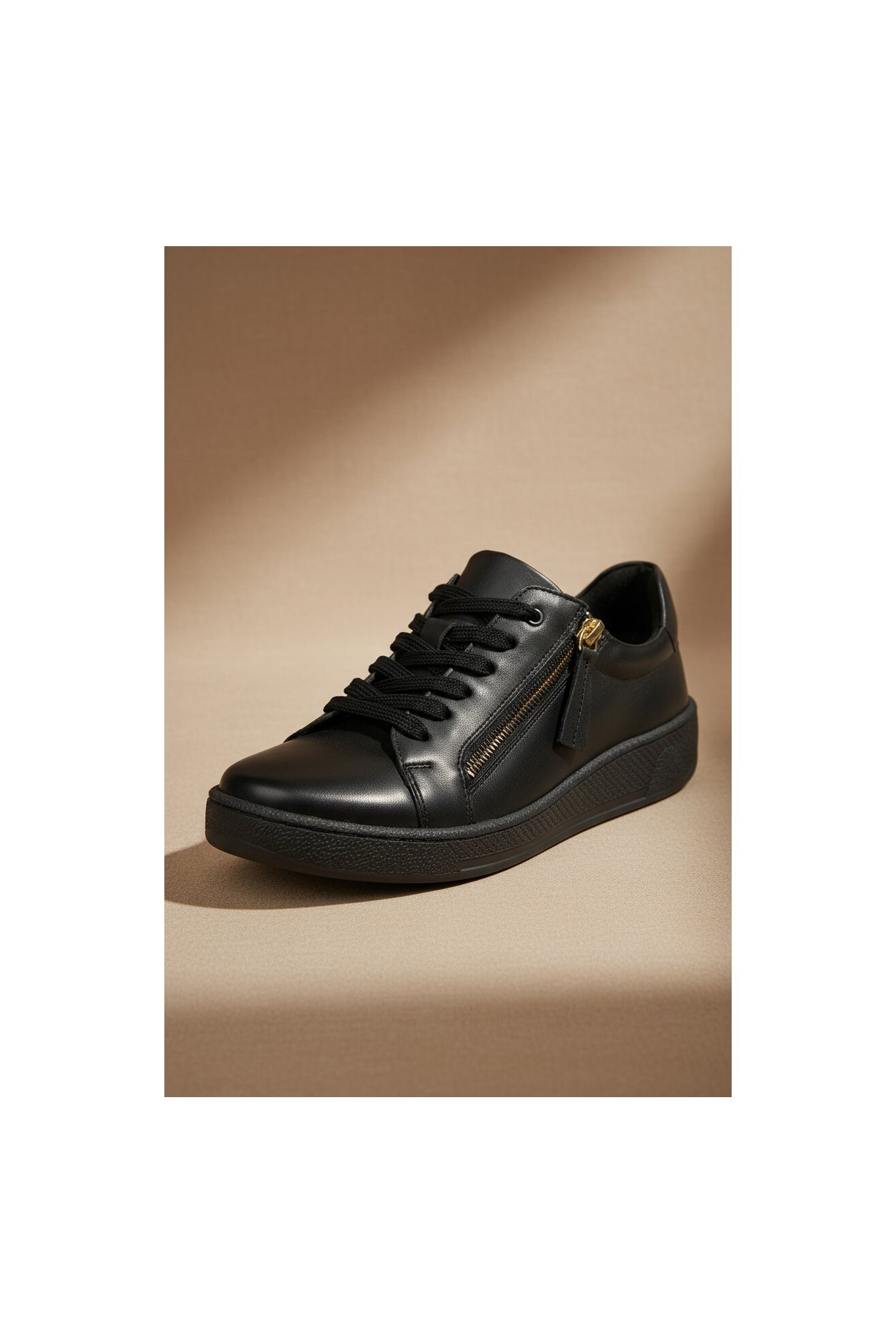 Сникърси Go Soft CEO-WI16-DACIA-01 ЧЕРЕН