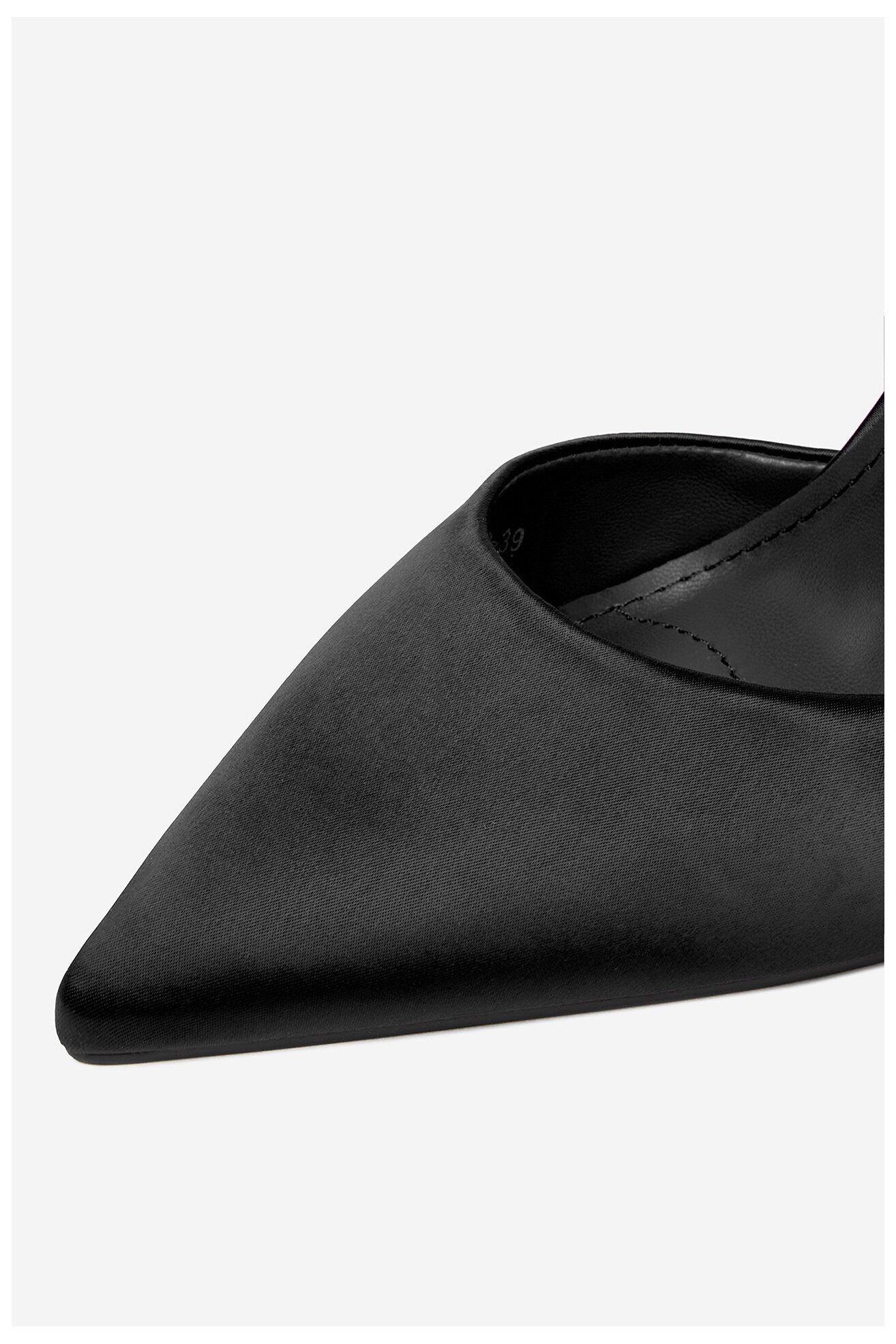 Туфлі-Човники Juicy Couture EO-LH24018-2A ЧОРНИЙ