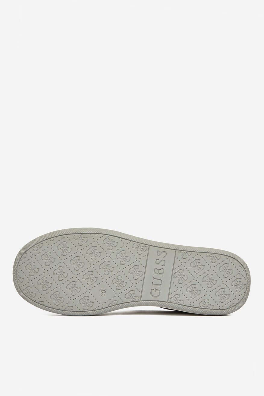 
                Сникърси GUESS МИКС - 5906751791721