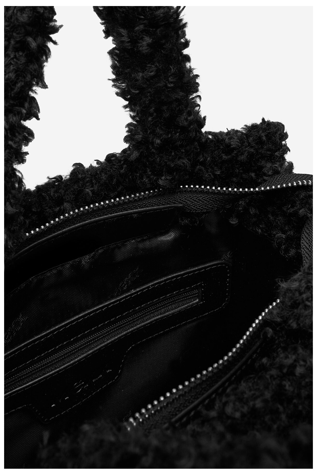 Kézitáska Mexx C-MEXX-S-013-08 FEKETE