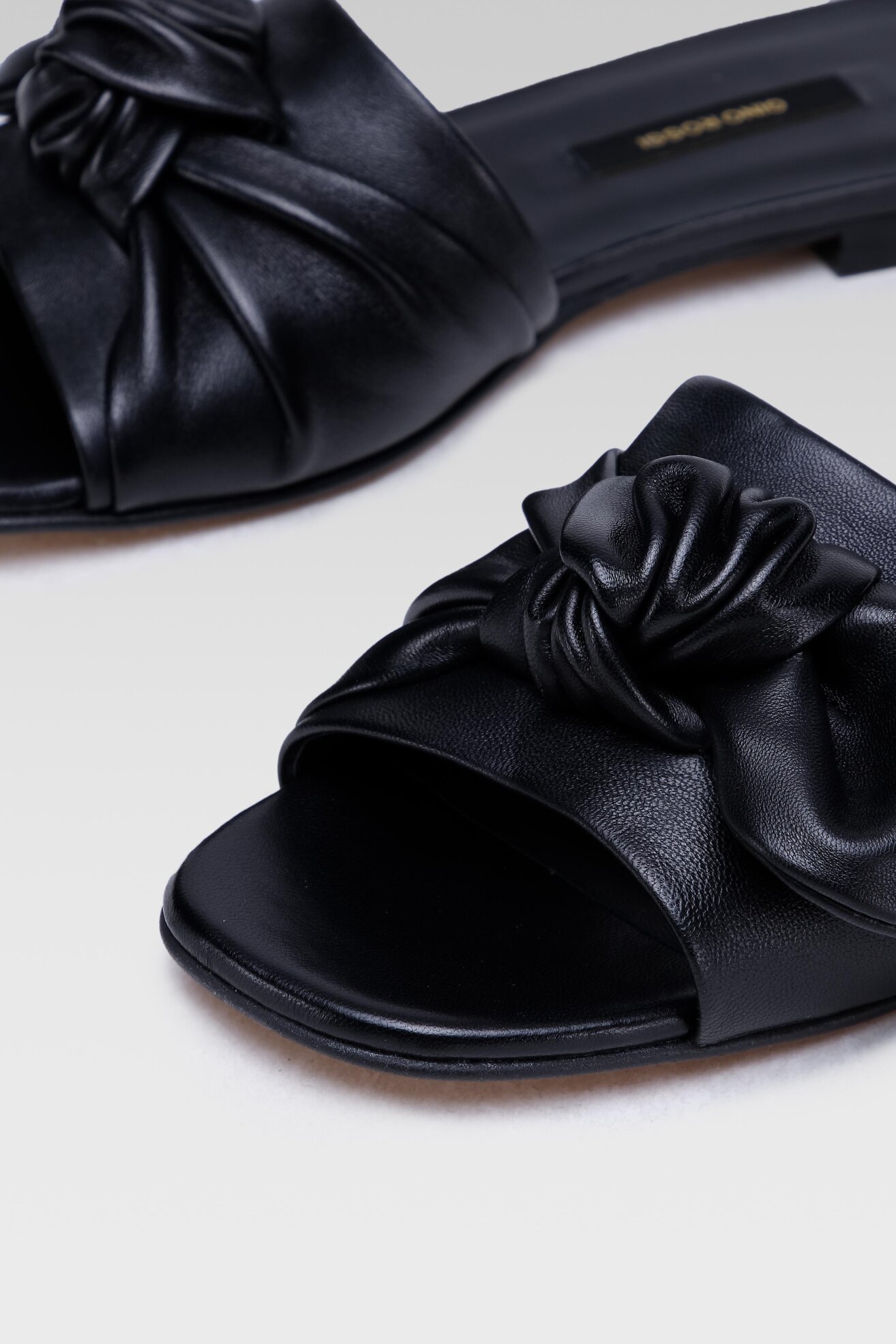 Klapki Gino Rossi KARO-08 Czarny