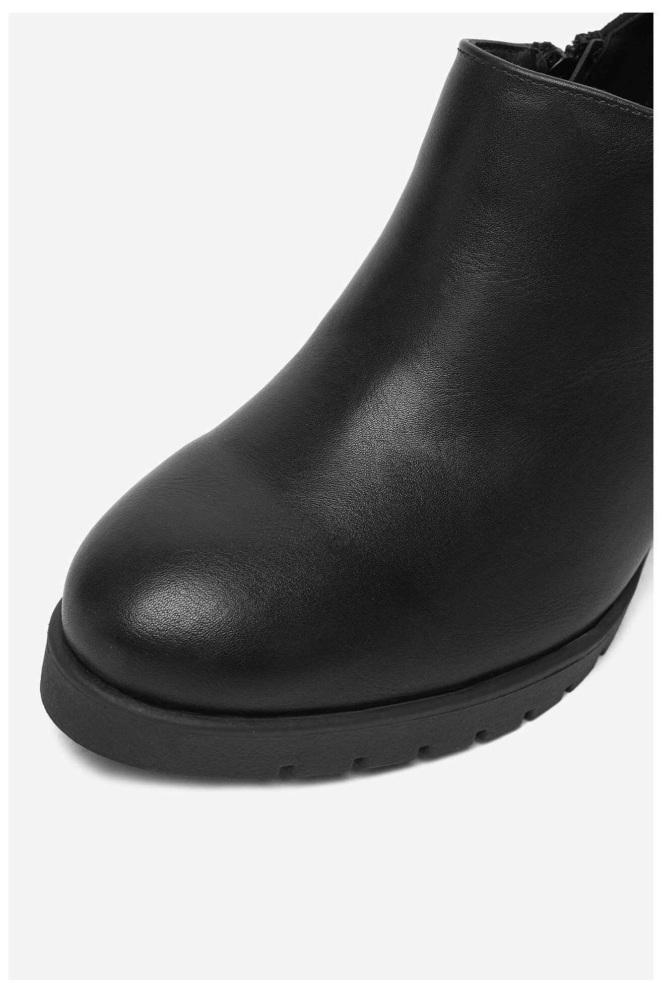 Botki Clara Barson CEO-JD193809A-01 Czarny