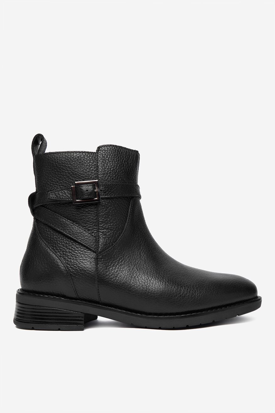 
                Kratke čizme Lasocki CRNA - 5906751325780