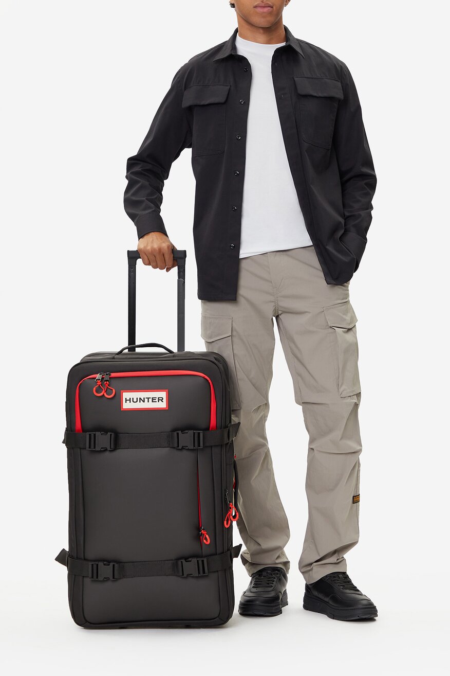 
                Валіза HUNTER ЧОРНИЙ - 5906751861820