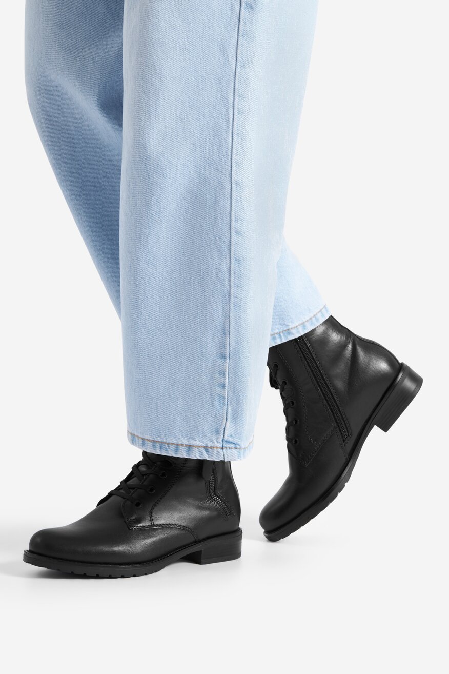 
                Duboke cipele Lasocki CRNA - 5905588877400