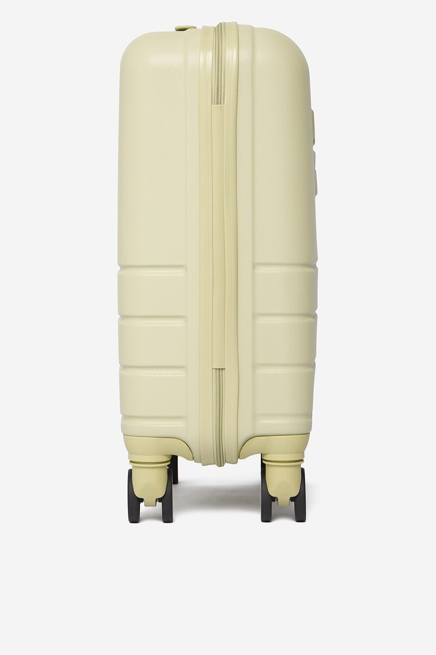 
                Куфар Reebok ЦВЯТ "ШАМ-ФЪСТЪК" - 5906751627464