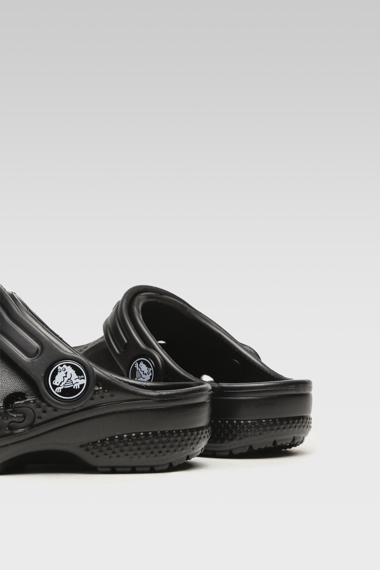 Klapki basenowe Crocs BAYA CLOG K 207012-001 Czarny