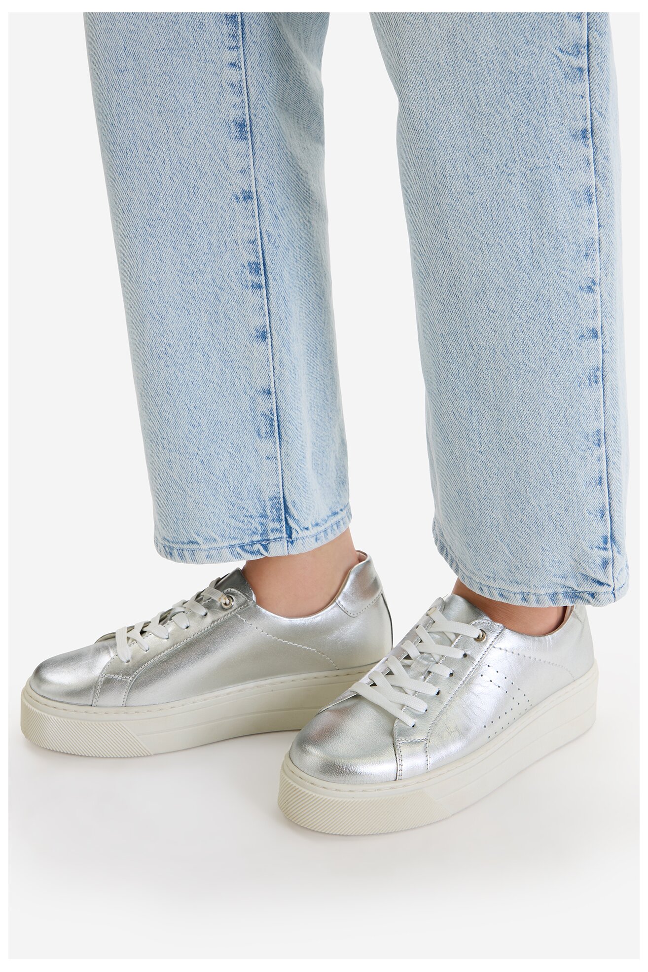 Кросівки Lasocki CEO-WI23-LUCCIANA-02 СРІБНИЙ