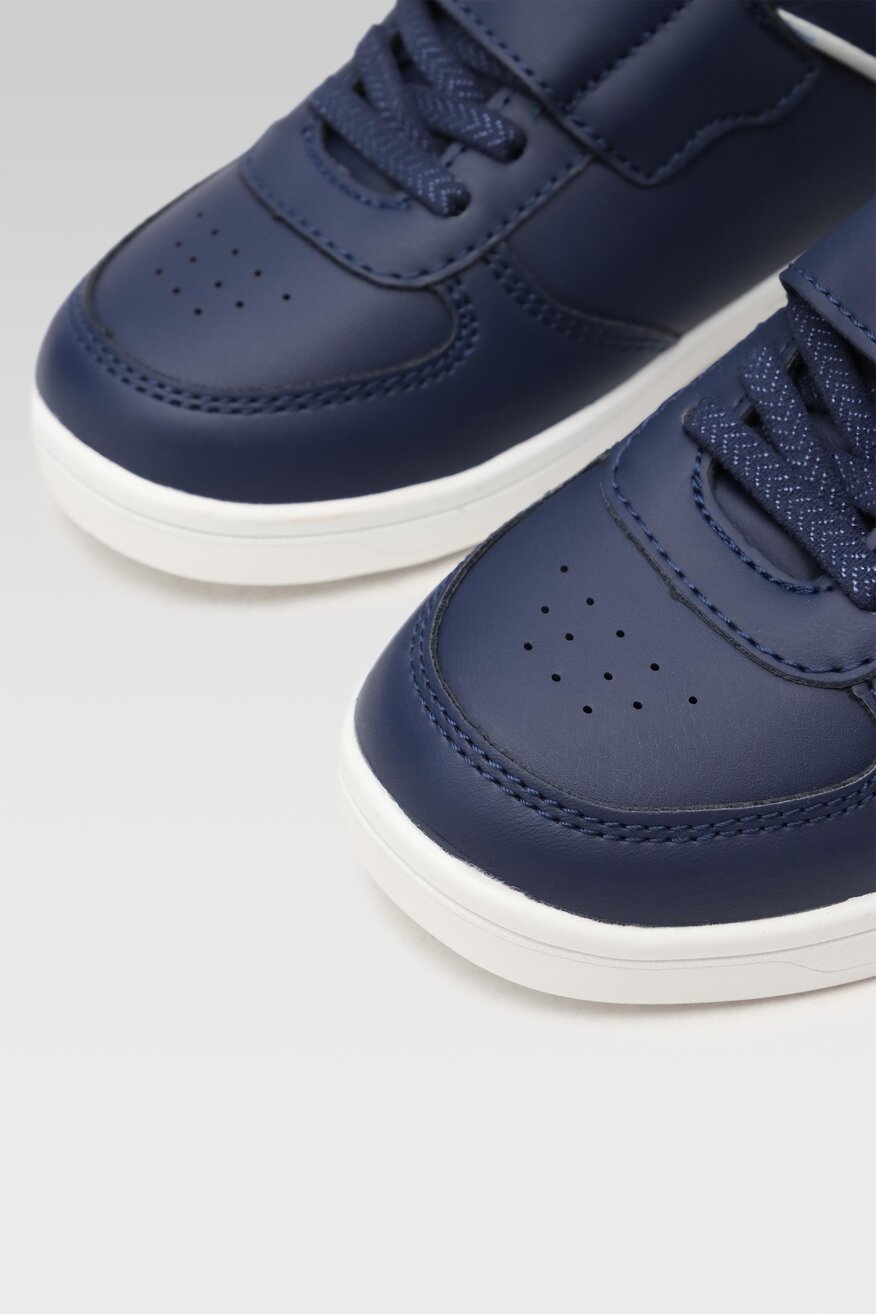 
                Fila - C.COURT - 5904862446691