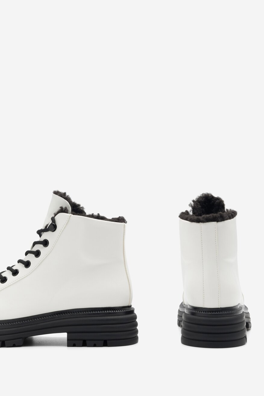 Bocanci Jenny Fairy ALB - 5905588136866