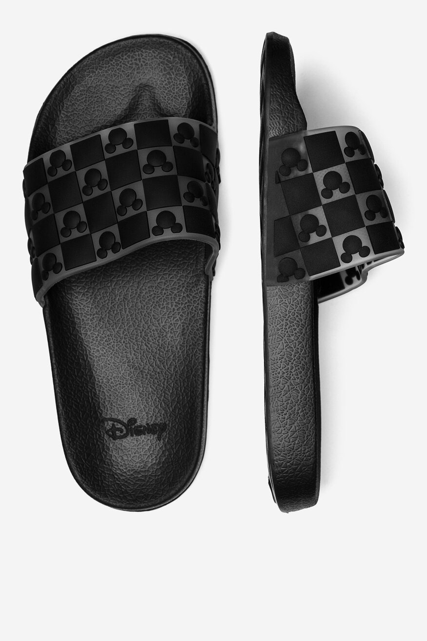 
                Папуче за базен Mickey&Friends CRNA - 5905588751571