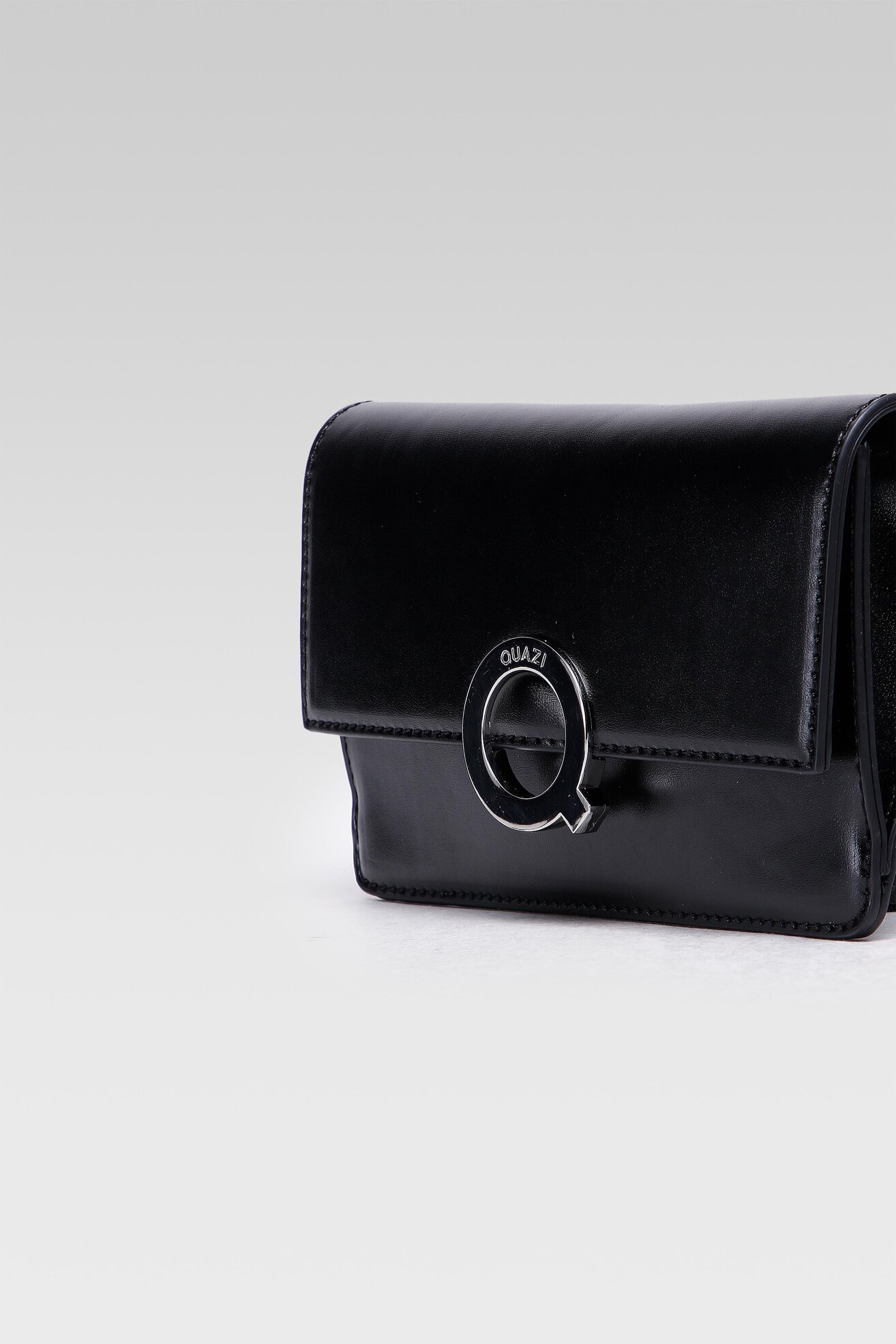 Torebka Quazi MQR-J-030-10-01 Czarny