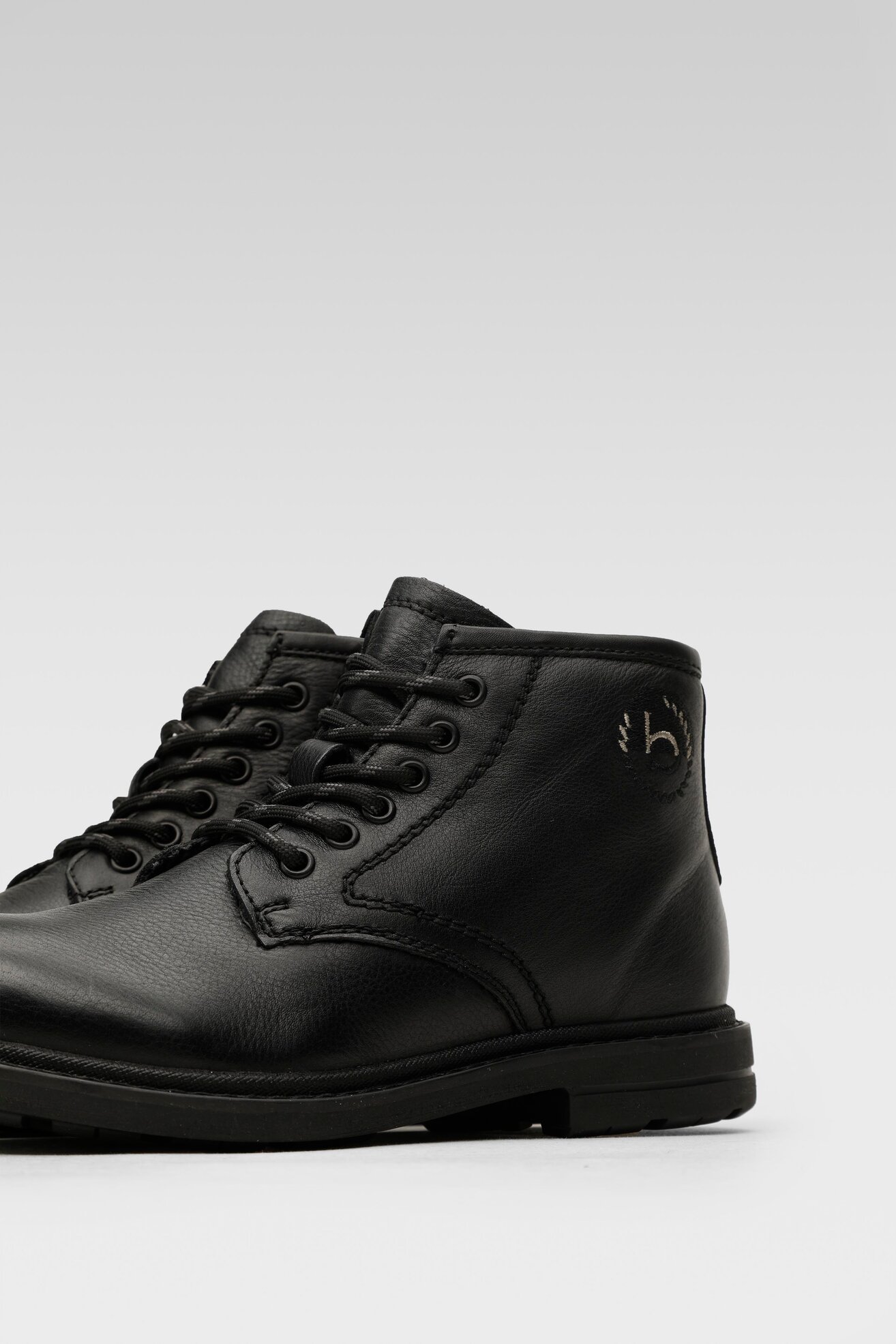 Trzewiki Bugatti 331-A5S30-1000-1000 Czarny