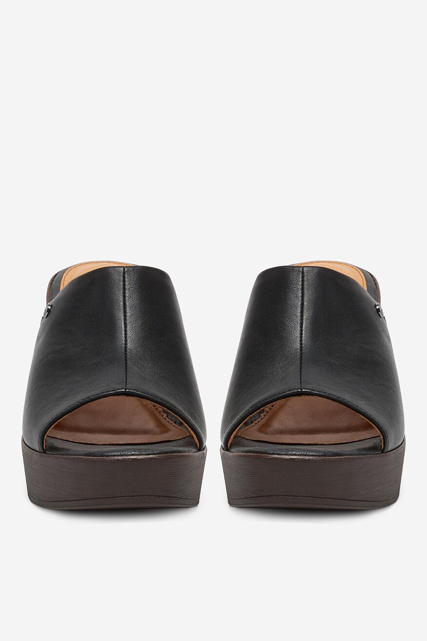 
                Шльопанець Lasocki ЧОРНИЙ - 5906751917626