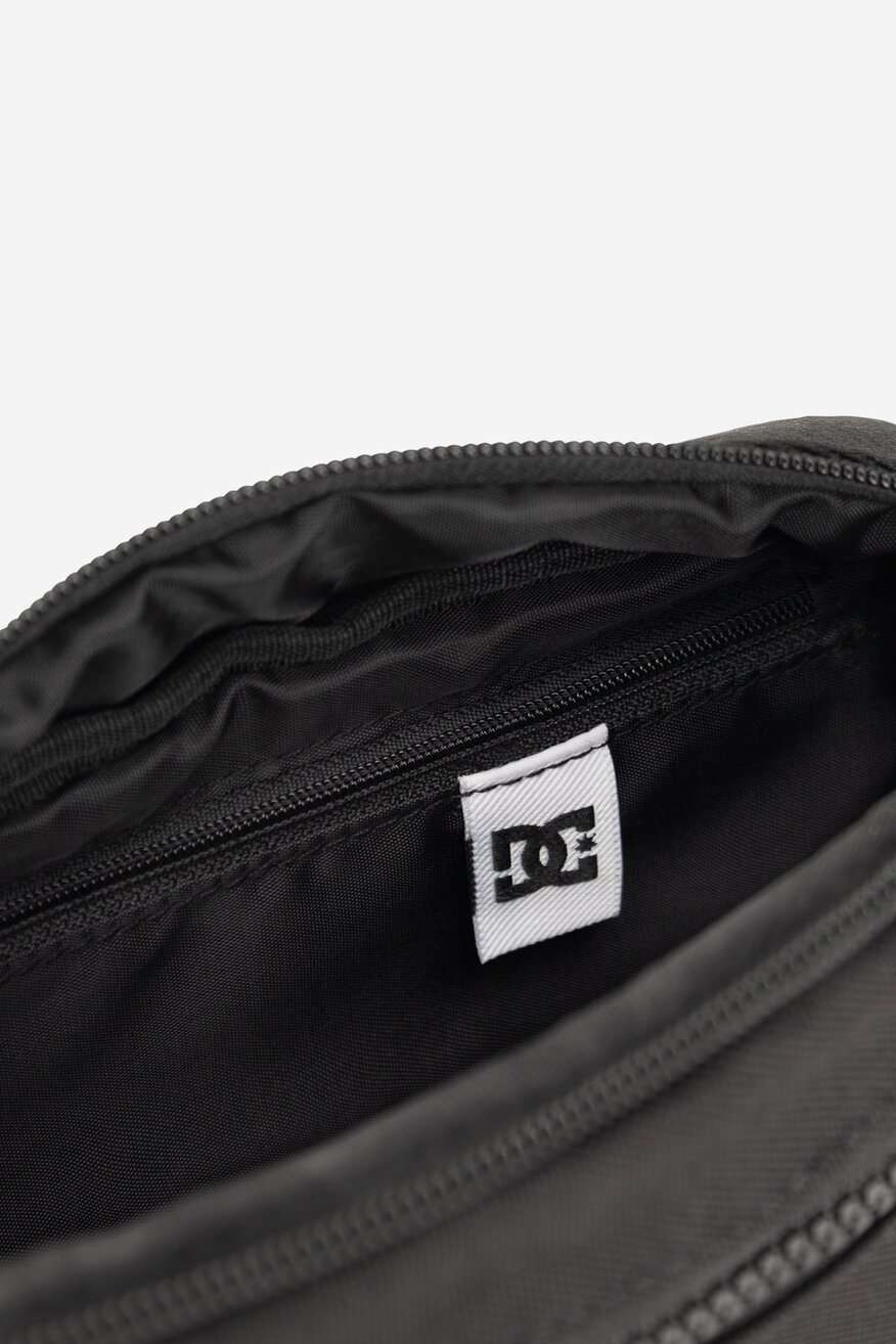 Мъжка чанта DC Shoes ЧЕРЕН - 5903698188072