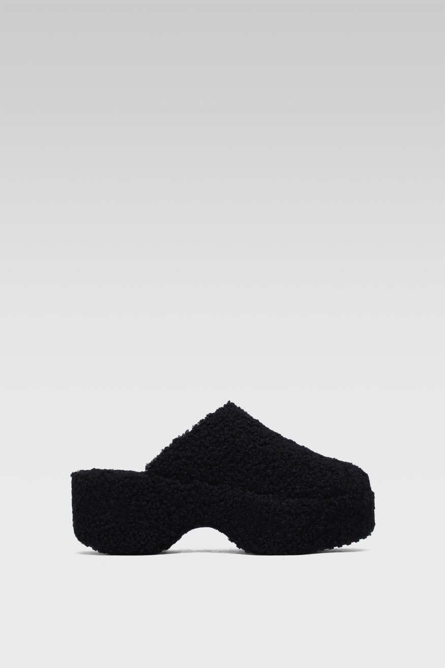 
                Jenny Fairy - Klapki chodaki czarne - 5904248641054