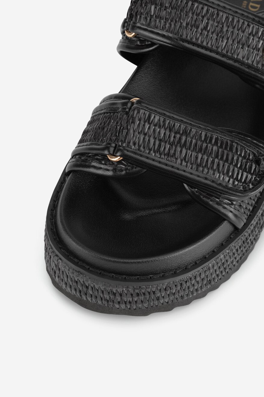 Badura - Sandały na platformie - 5903698630564