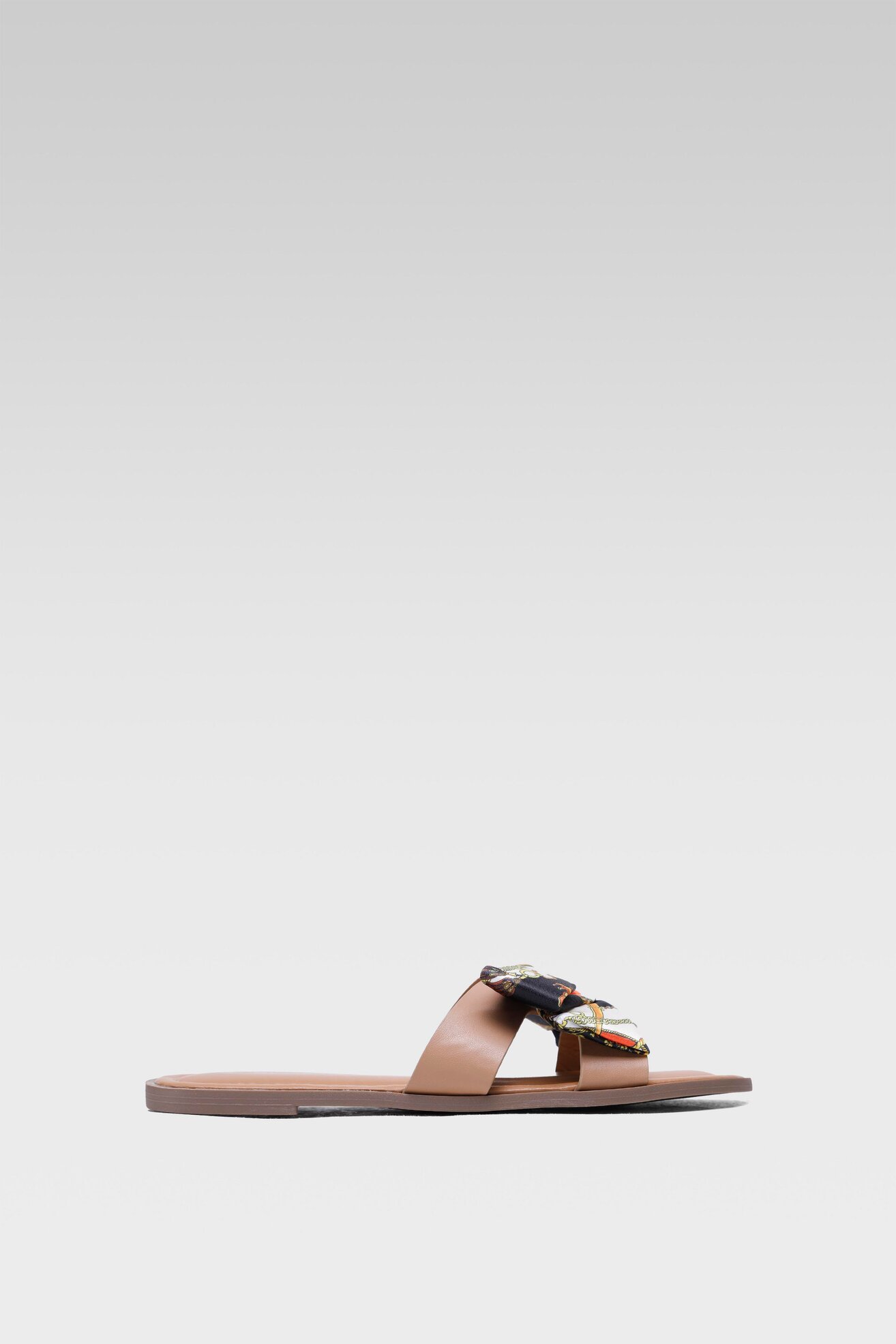 Klapki Bassano 23960 Beżowy