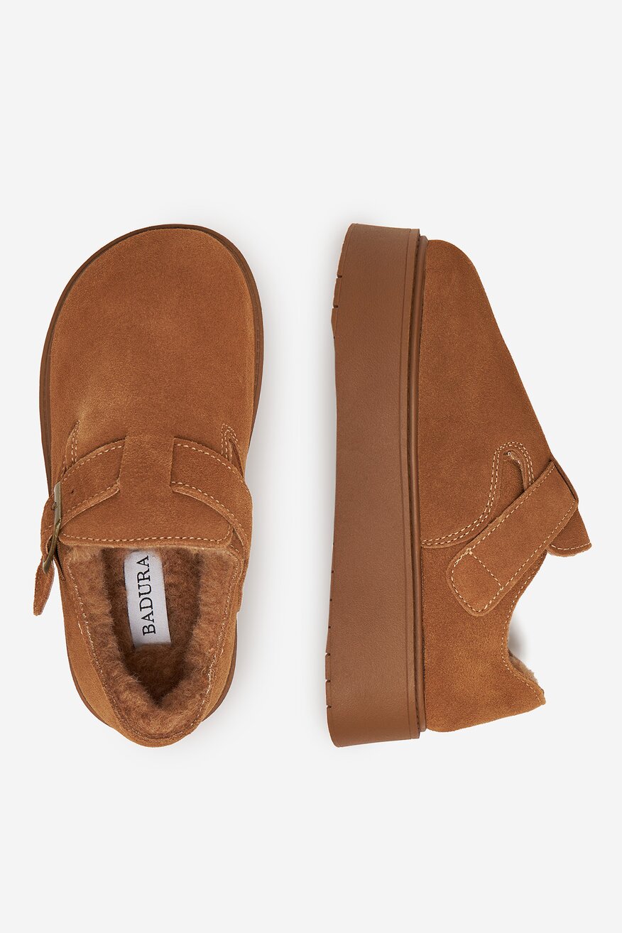 
                Половинки обувки Badura КАМЕЛ - 5906751370902