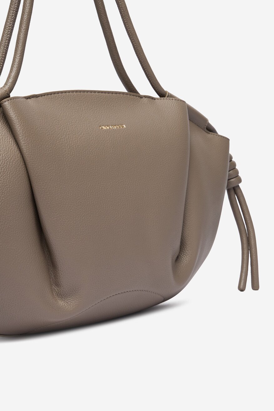 Дамска чанта Gino Rossi ТЪМНОБЕЖОВ - 5906751622759