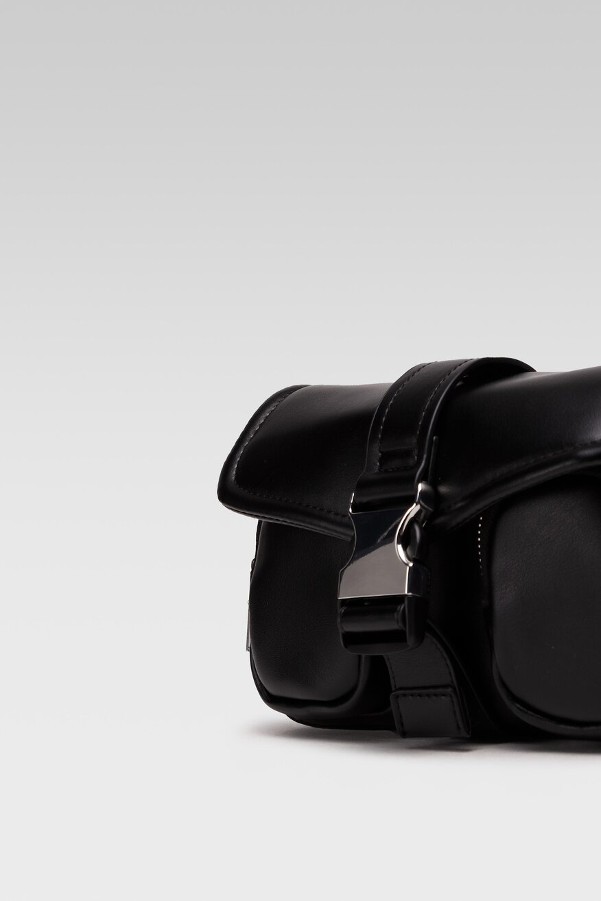 
                DeeZee - Torebka czarna - 5904862043524