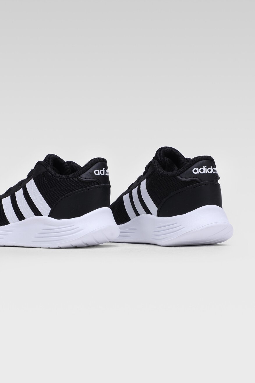 
                adidas - Obuwie sportowe czarne - 5903698263724