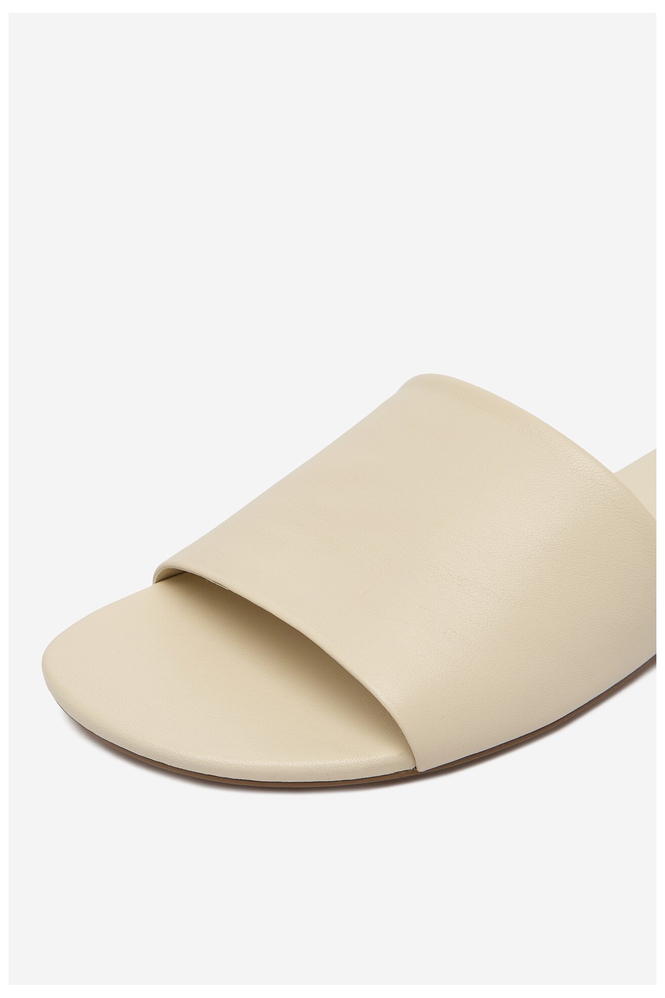 Шльопанець Gino Rossi C-124866 ІВОРИ