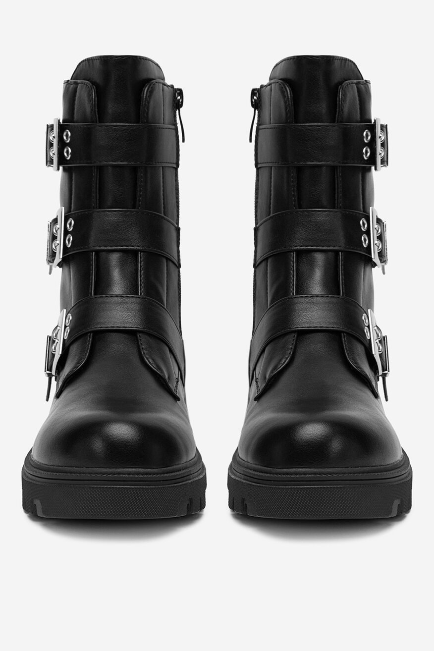 
                Боти DeeZee ЧЕРЕН - 5904410914023