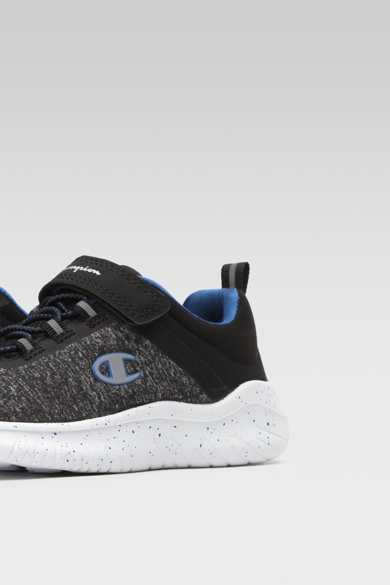 Sportska obuća Champion PLAYRUN NEBULA B PS S32294-KK001 CRNA
