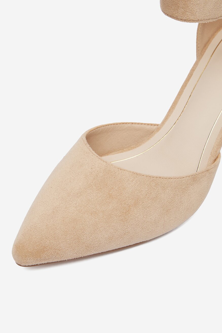 
                Körömcipő DeeZee BÉZS - 5906751933862