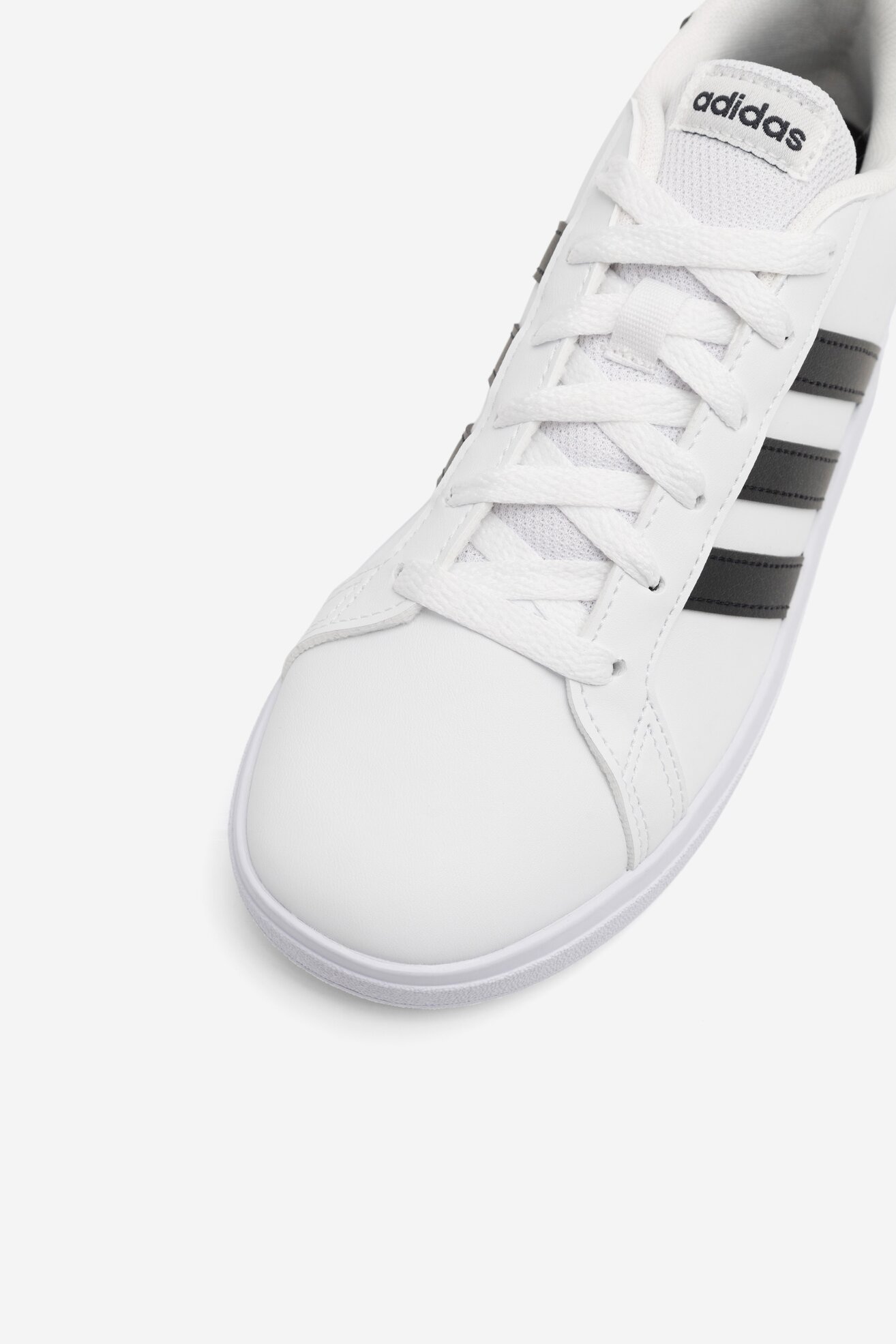 Спортни обувки adidas GRAND COURT 2.0 K GW6511 БЯЛ