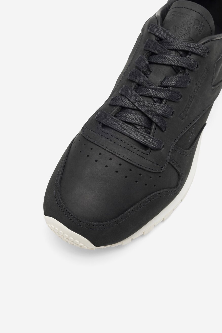 
                Reebok - CL LTHR LUX PW - 2230037930140