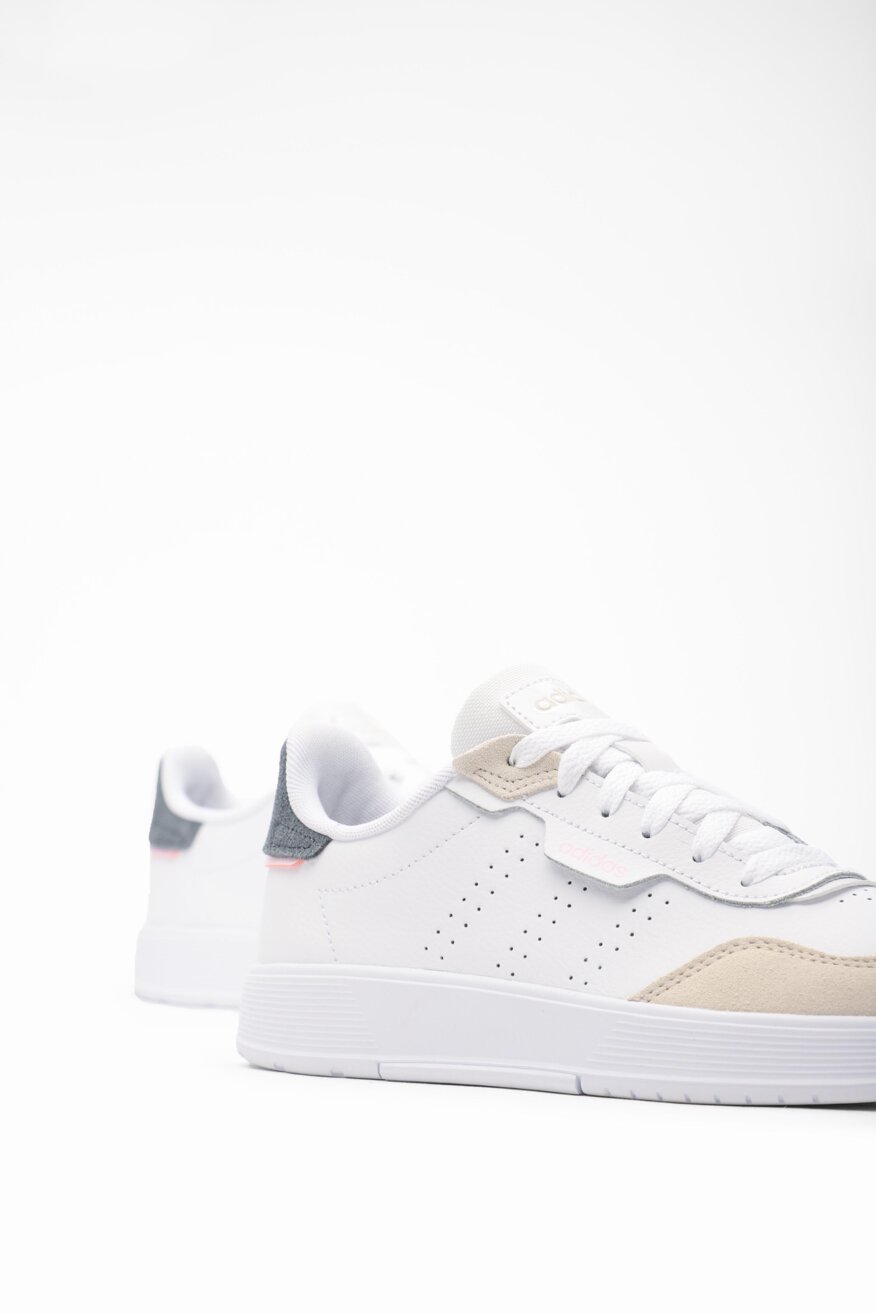 
                adidas - Obuwie sportowe pastelowe białe - 5903698258737