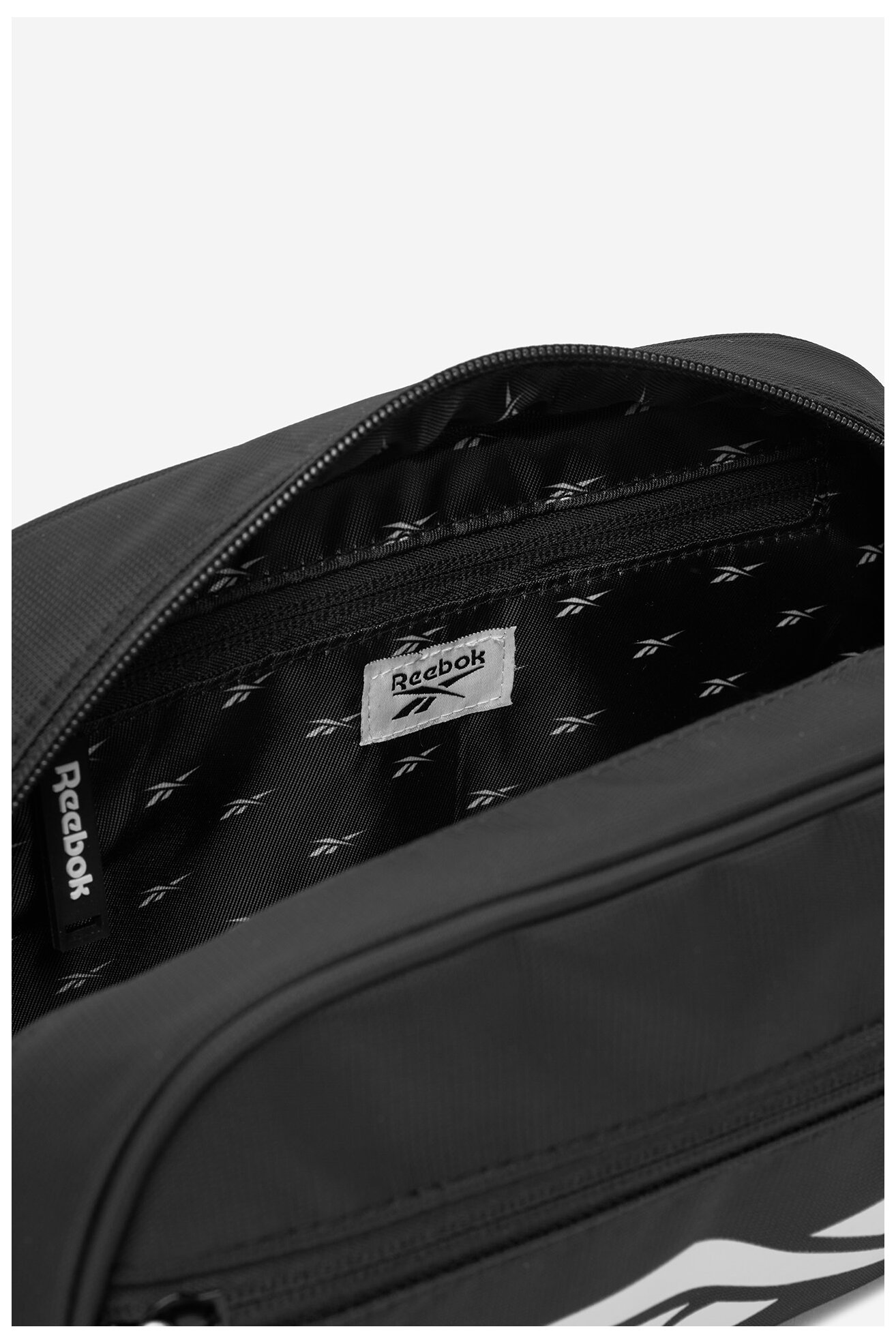 Kosmetyczka Reebok CWBEO-RBK-U1-002-SS26 Czarny