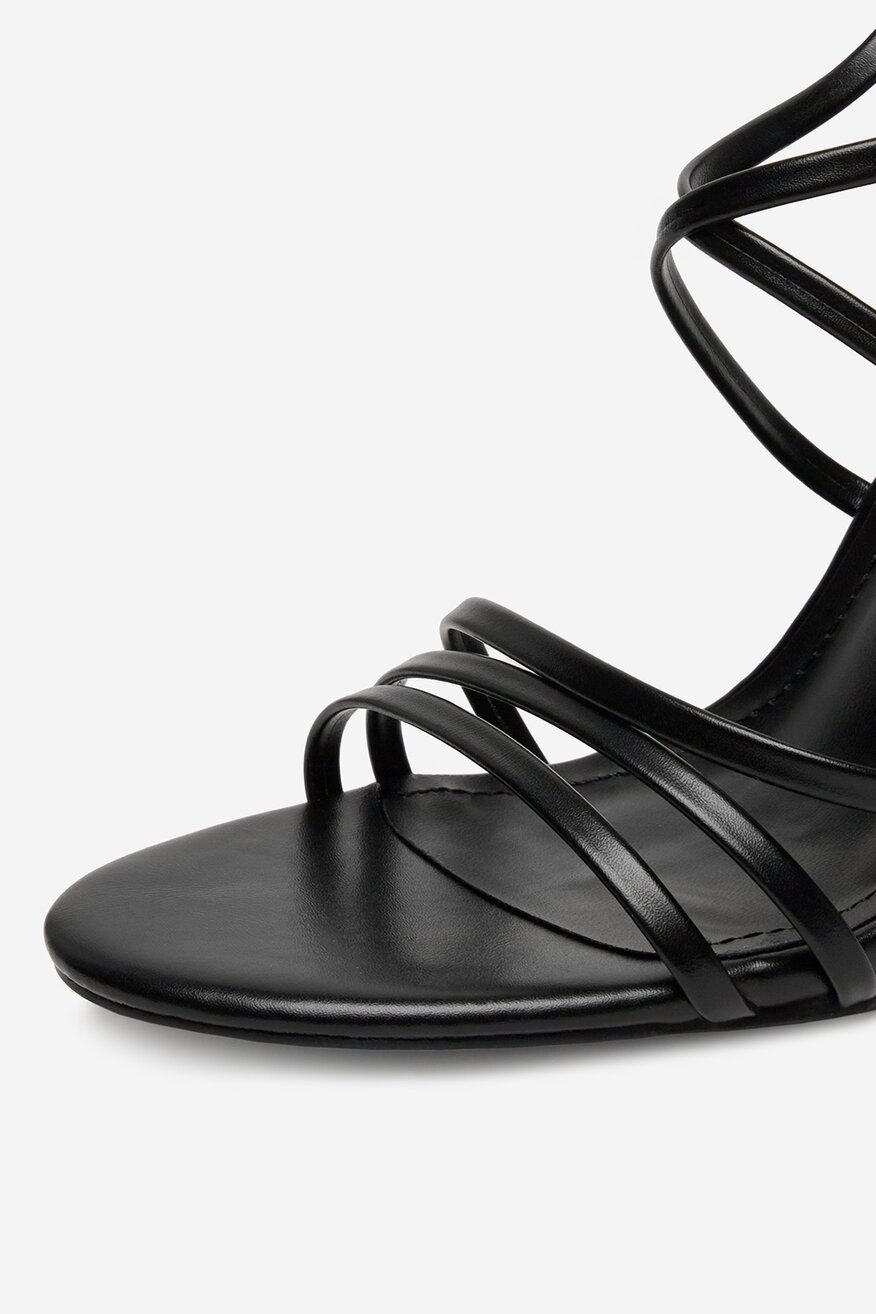 
                Сандали DeeZee ЧЕРЕН - 5906751100561