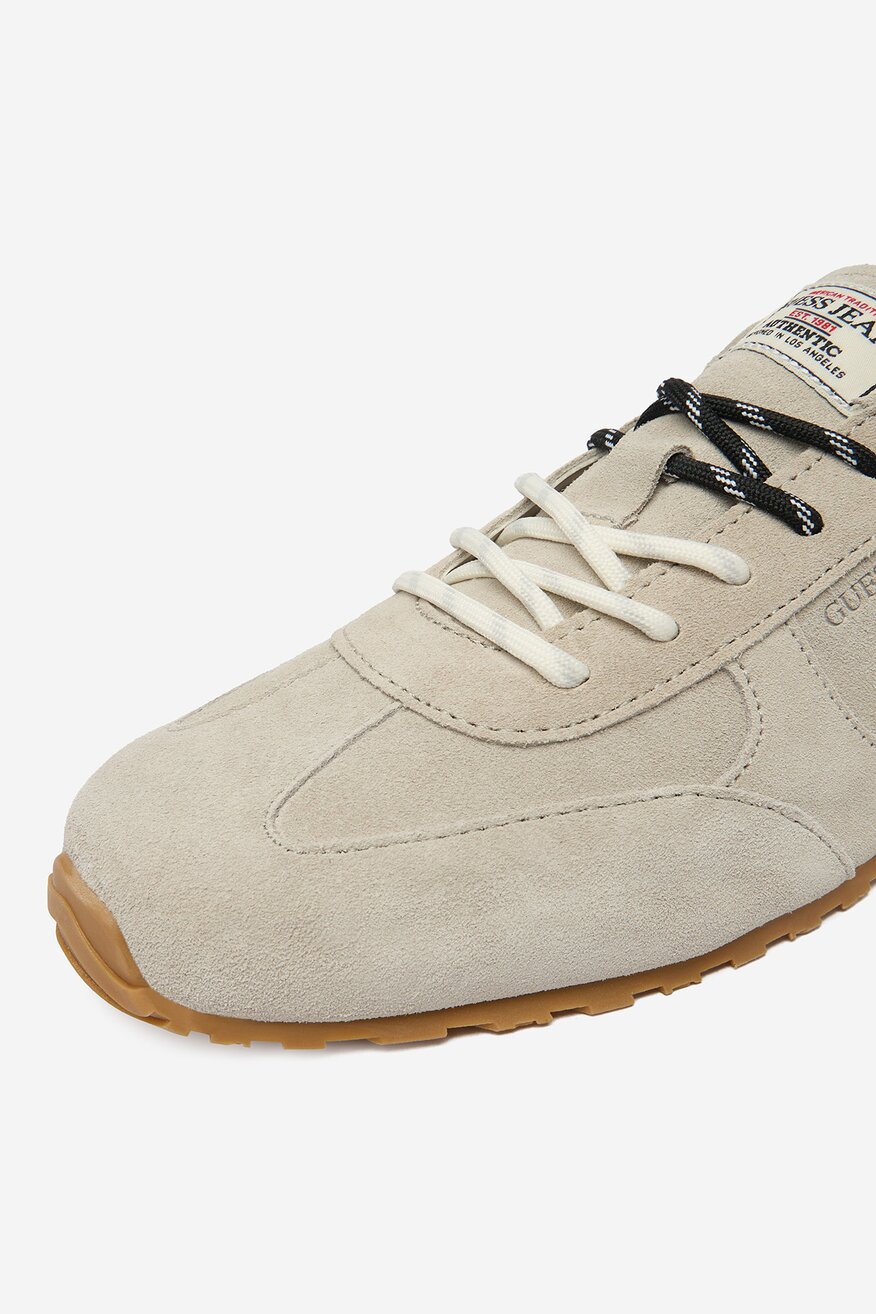 
                Кросівки GUESS JEANS СІРИЙ - 5907964041283