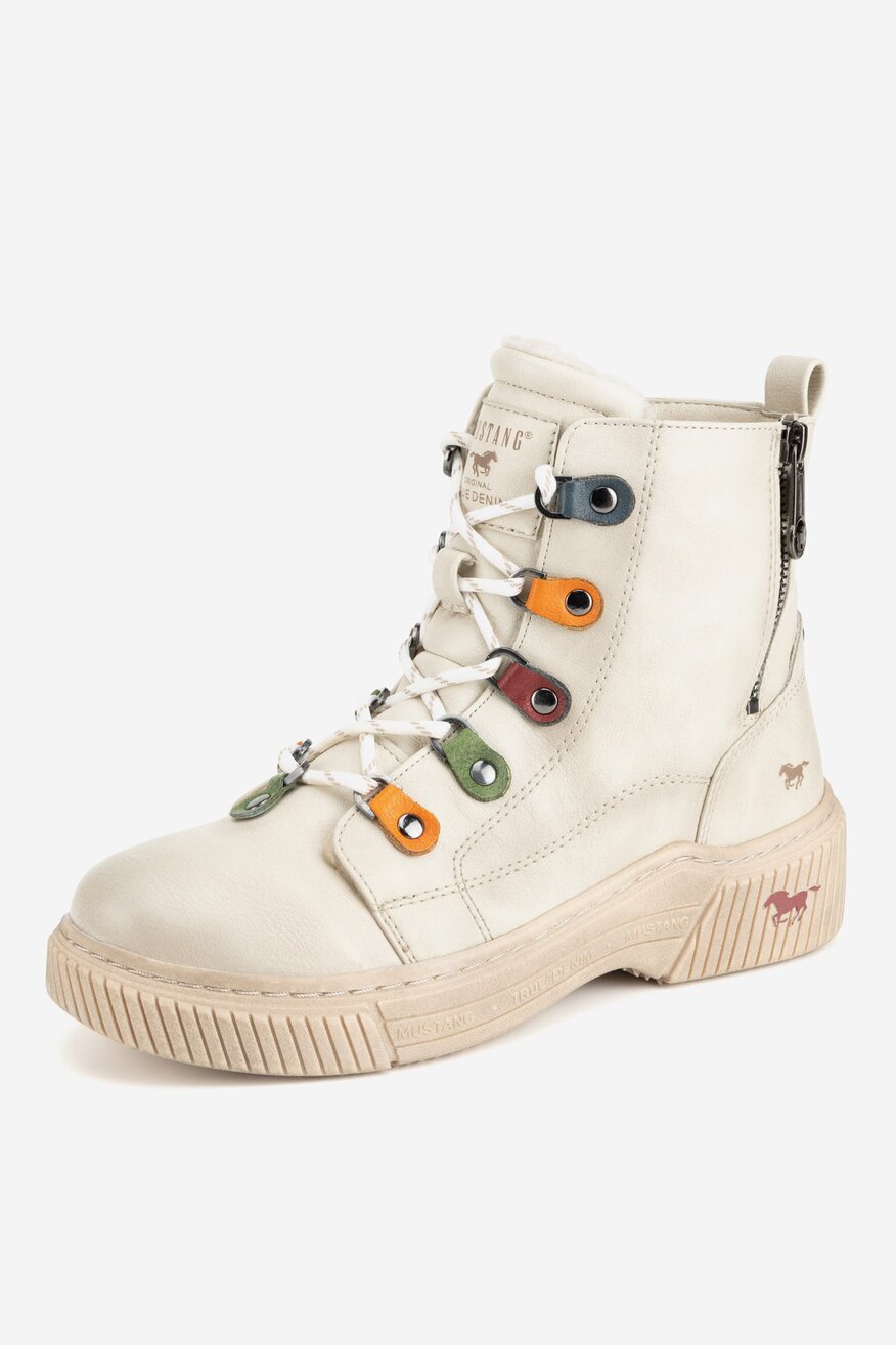 
                Боти Mustang БЯЛ - 5905588870340