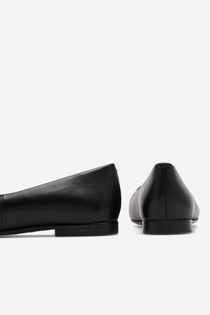 
                Балетки Lasocki ЧОРНИЙ - 5905588501022