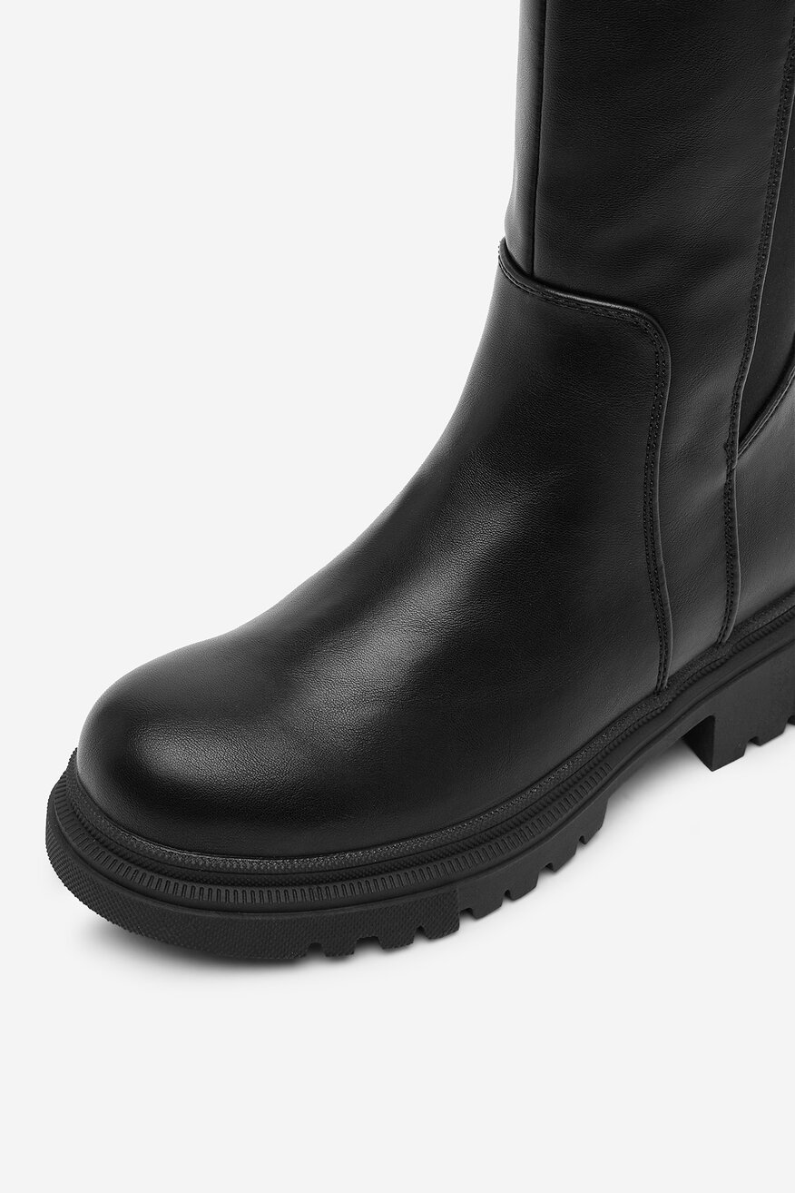 
                Ботуши DeeZee ЧЕРЕН - 5906751305904