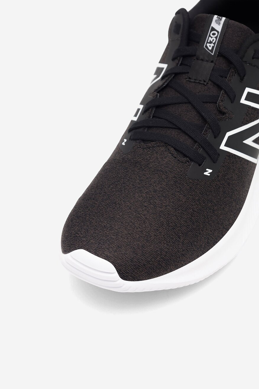 Sportovní obuv New Balance TMAVĚ ŠEDÁ - 2230054256087